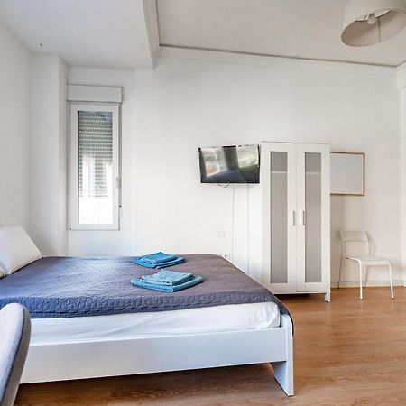 Versus Rooms บาเลนเซีย ภายนอก รูปภาพ